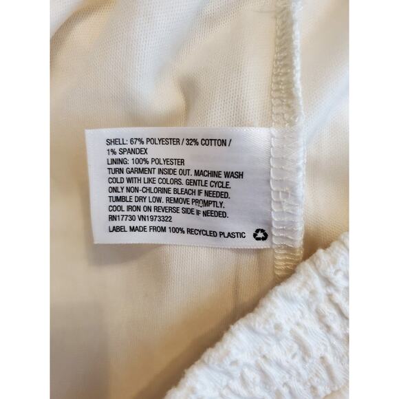 Wild Fable Women's Pull On Eyelet Lined Shorts Cream Size Large - Picture 4 of 4